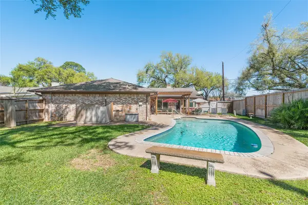 6119 Rena Street, Houston, TX 77092