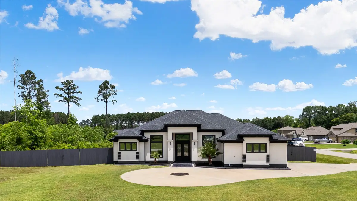 24 Road 6614, Dayton, TX 77535 - #1
