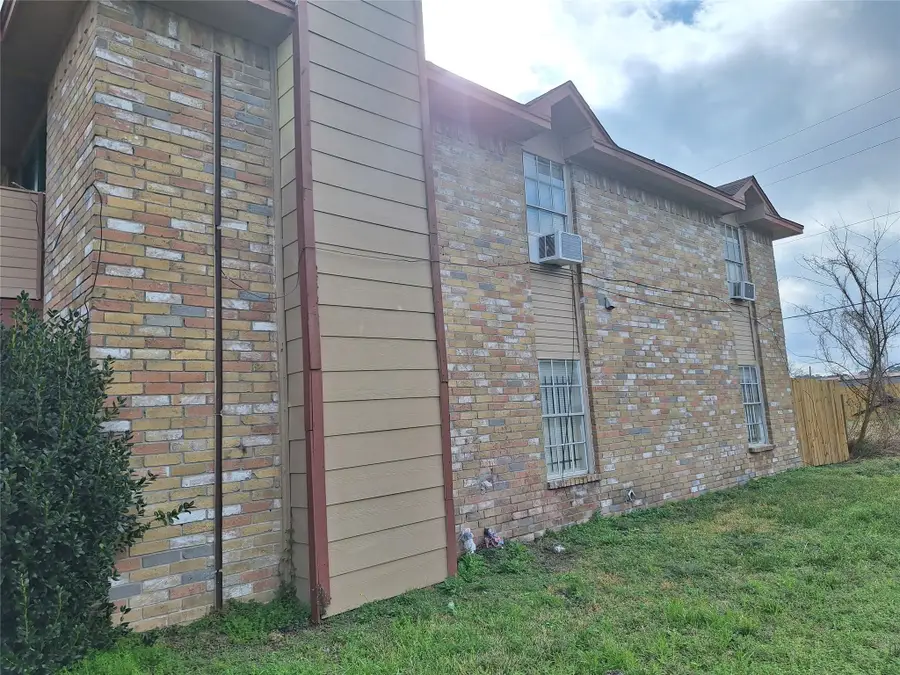 1327 Brenda Lane, Humble, TX 77338 - Image #3