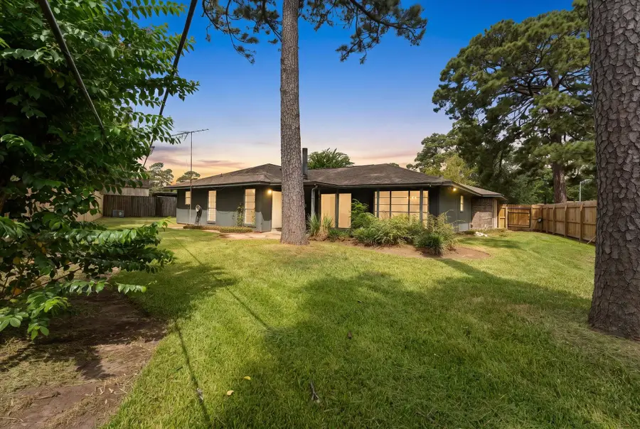 3607 Camelot Street, Baytown, TX 77521 - #2