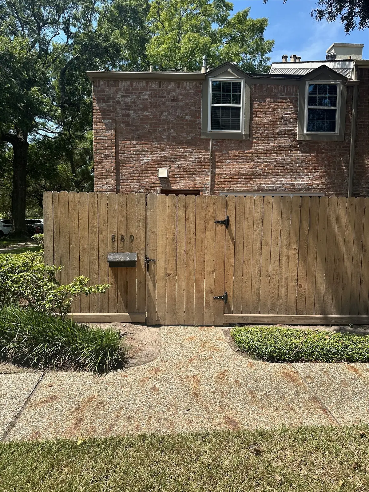 889 Wax Myrtle Lane, Houston, TX 77079 - #1