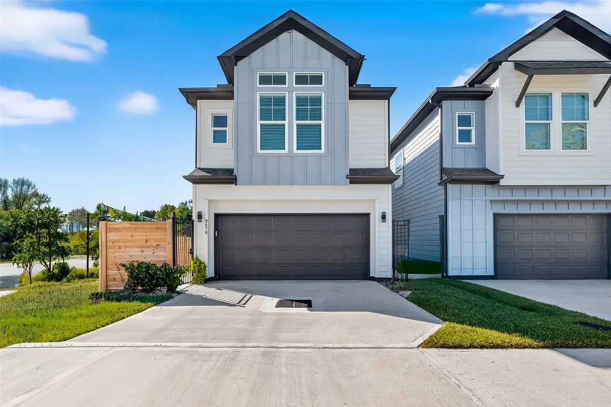 8668 Easthaven Boulevard, Houston, TX 77075 - Image #1