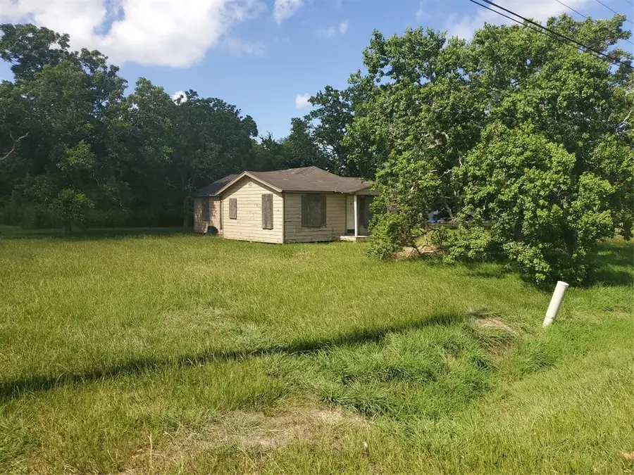 913 Whitson, Bay City, TX 77414 - Image #2