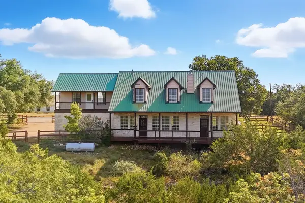509 Stonegate Lane, Dripping Springs, TX 78620