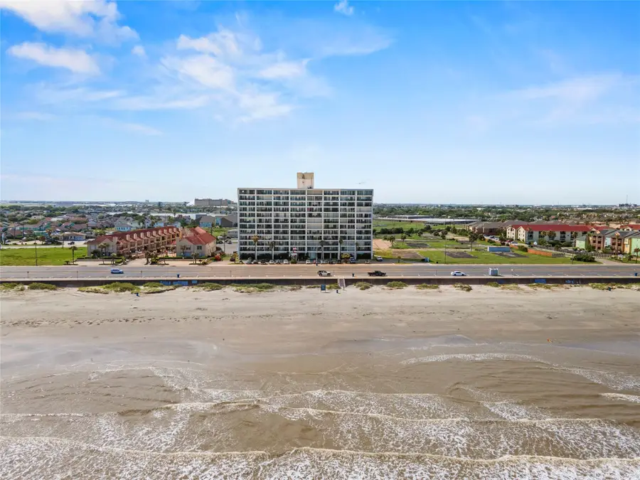 7310 Seawall Boulevard #707, Galveston, TX 77551 - Image #2