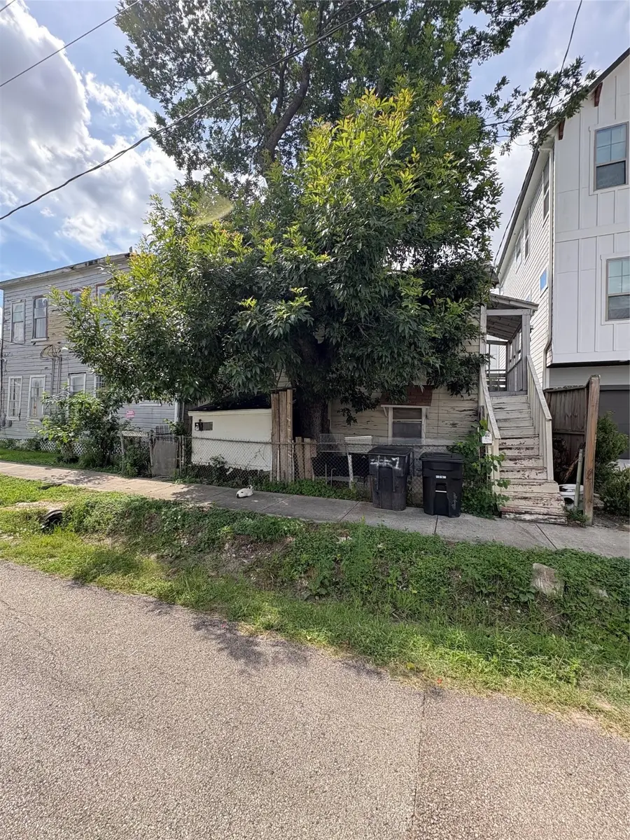 1517 Gentry Street, Houston, TX 77009 - Image #3