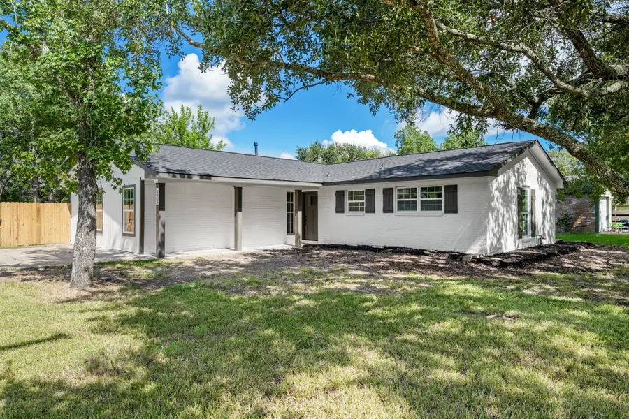 523 Lazy Lane, Brazoria, TX 77422 - Image #2