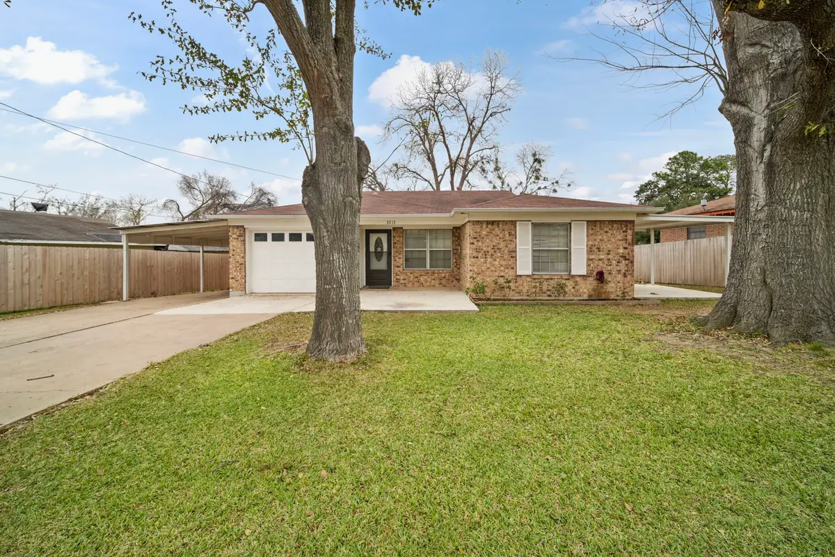 2217 Old Chappell Hill Road, Brenham, TX 77833 - Image #1