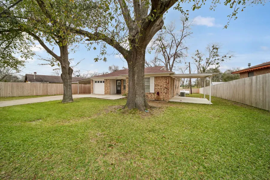 2217 Old Chappell Hill Road, Brenham, TX 77833 - Image #3