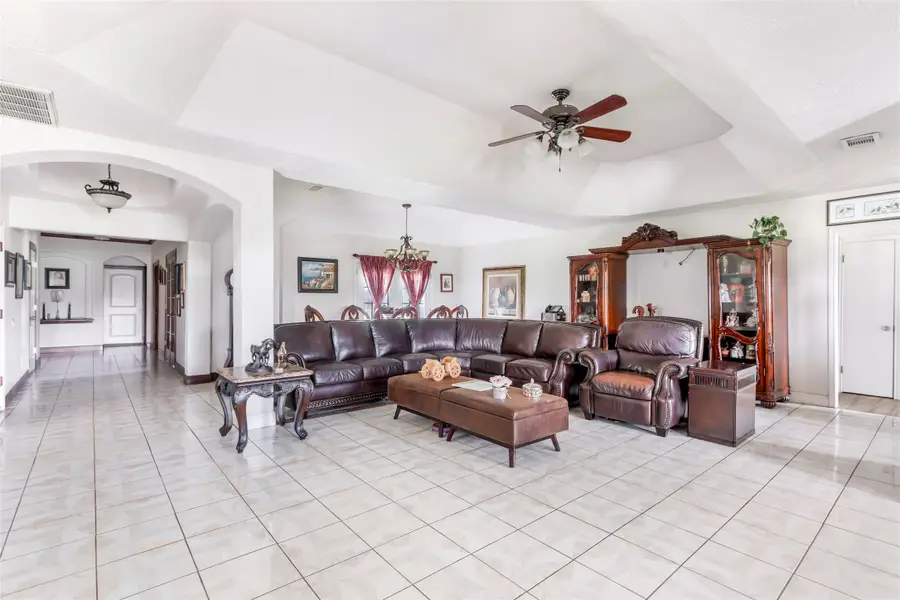 15123 Lindstrom Road, Crosby, TX 77532 - Image #2