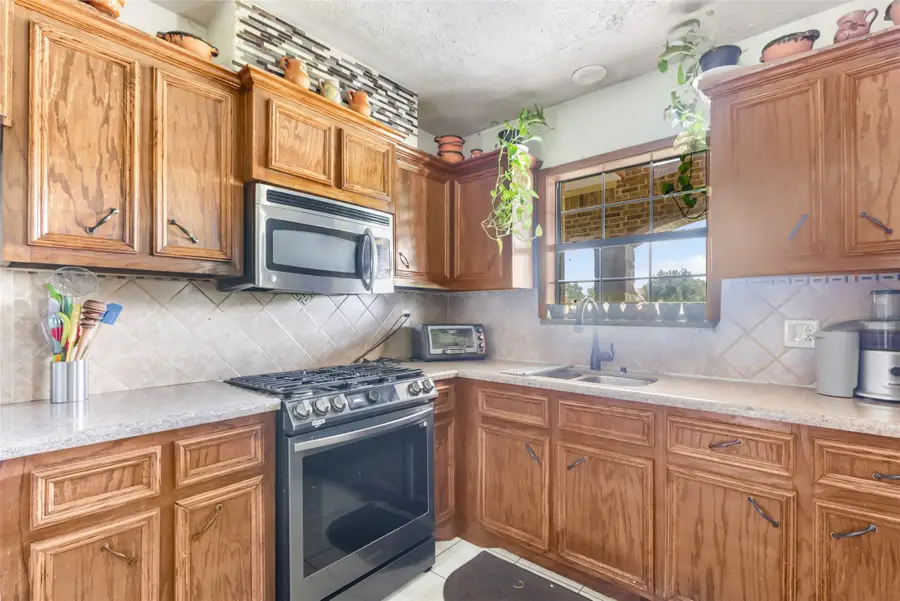 15123 Lindstrom Road, Crosby, TX 77532 - Image #3