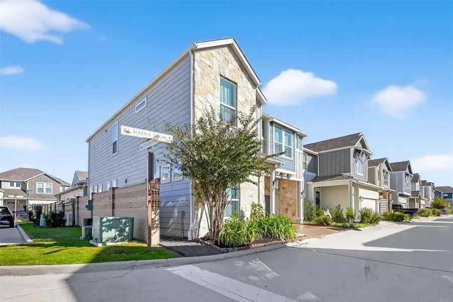 10016 Steeple Farms Drive, Houston, TX 77080 - Image #2