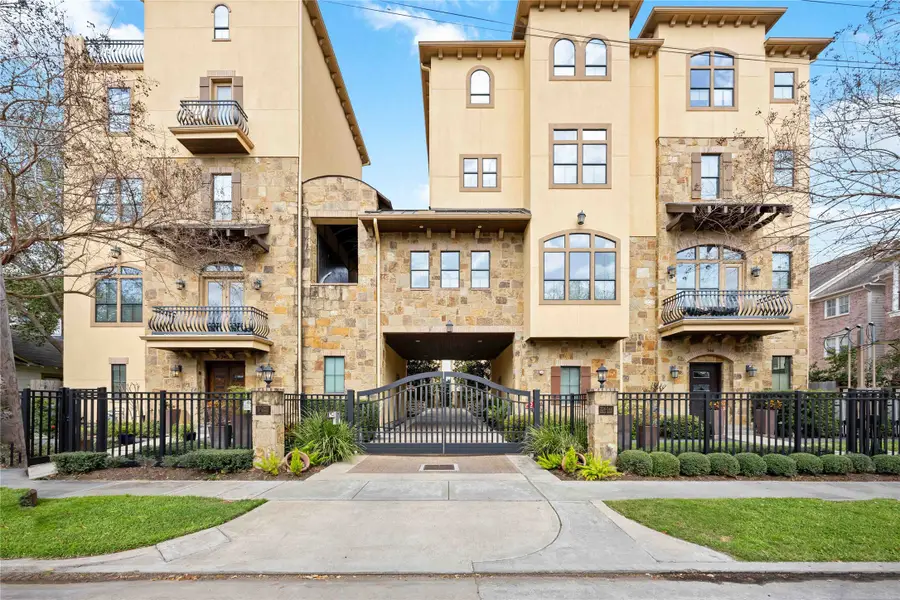 328 Bomar Street, Houston, TX 77006 - #2