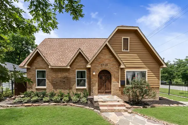2719 Eagle Street, Houston, TX 77004