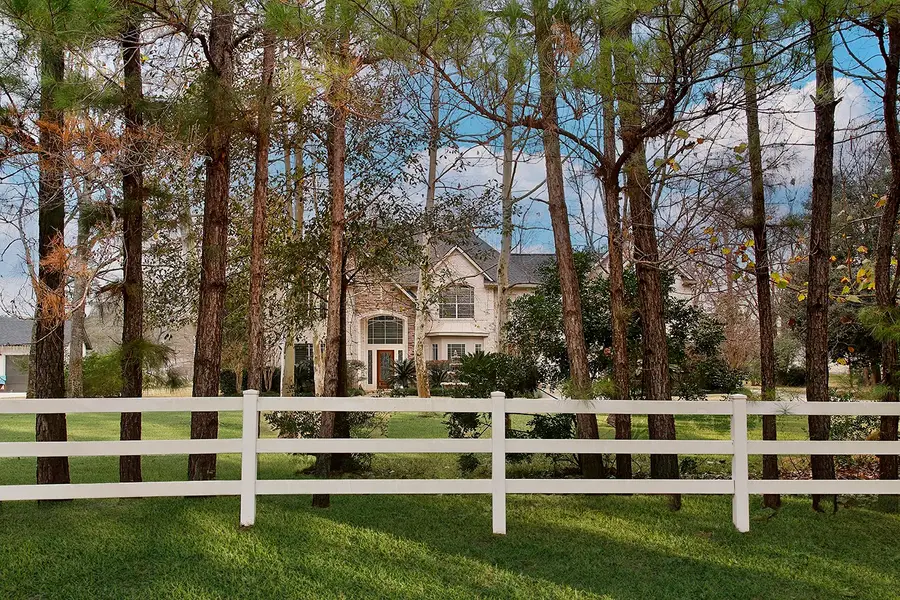 11827 Water Oak Drive, Magnolia, TX 77354 - Image #2