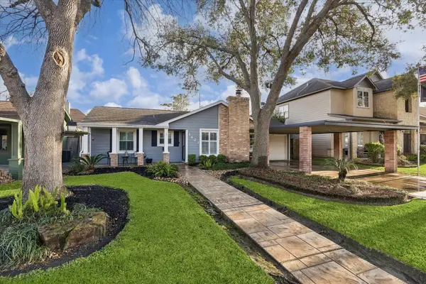 1423 Richelieu Lane, Houston, TX 77018