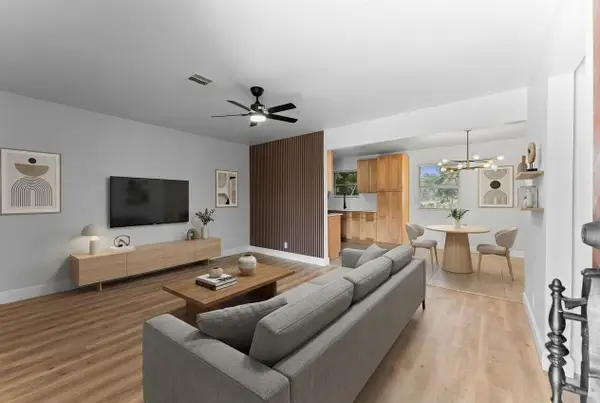 8427 Guinevere Street, Houston, TX 77029