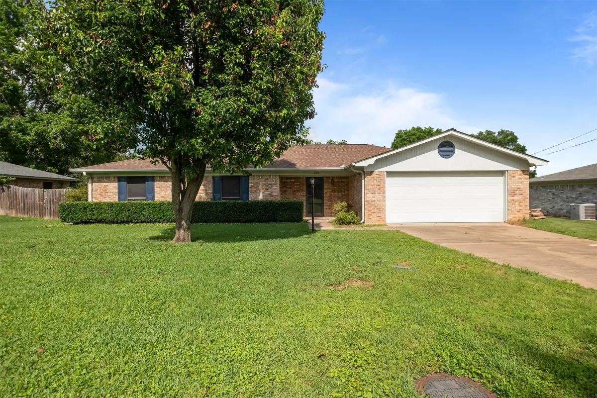 608 Craig Drive, Palestine, TX 75803 - Image #1