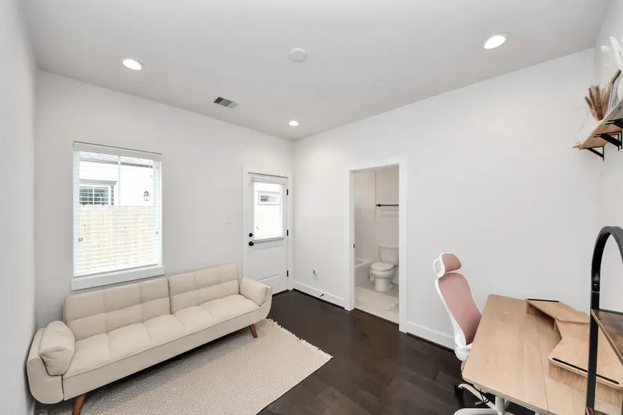 5502 Wheatley Street #B, Houston, TX 77091 - Image #3