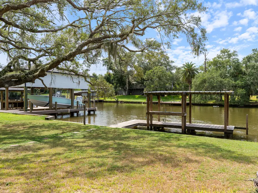 147 Private Road 652, Sargent, TX 77414 - #3