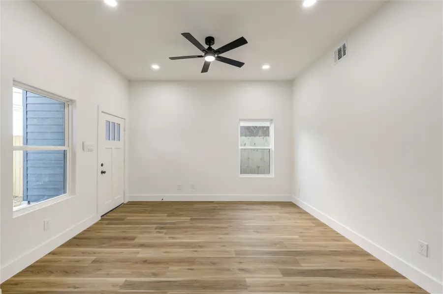 9727 Stedman St, Houston, TX 77029 - #3