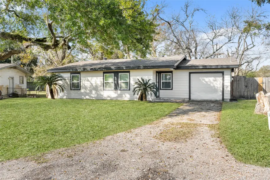 606 Roosevelt Street, La Marque, TX 77568 - Image #2