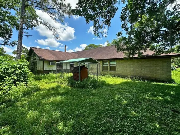 1225 County Road 878b, Sweeny, TX 77480