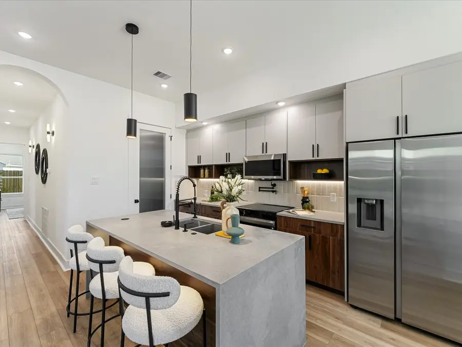 8322 Williamsdell Street, Houston, TX 77088 - Image #2