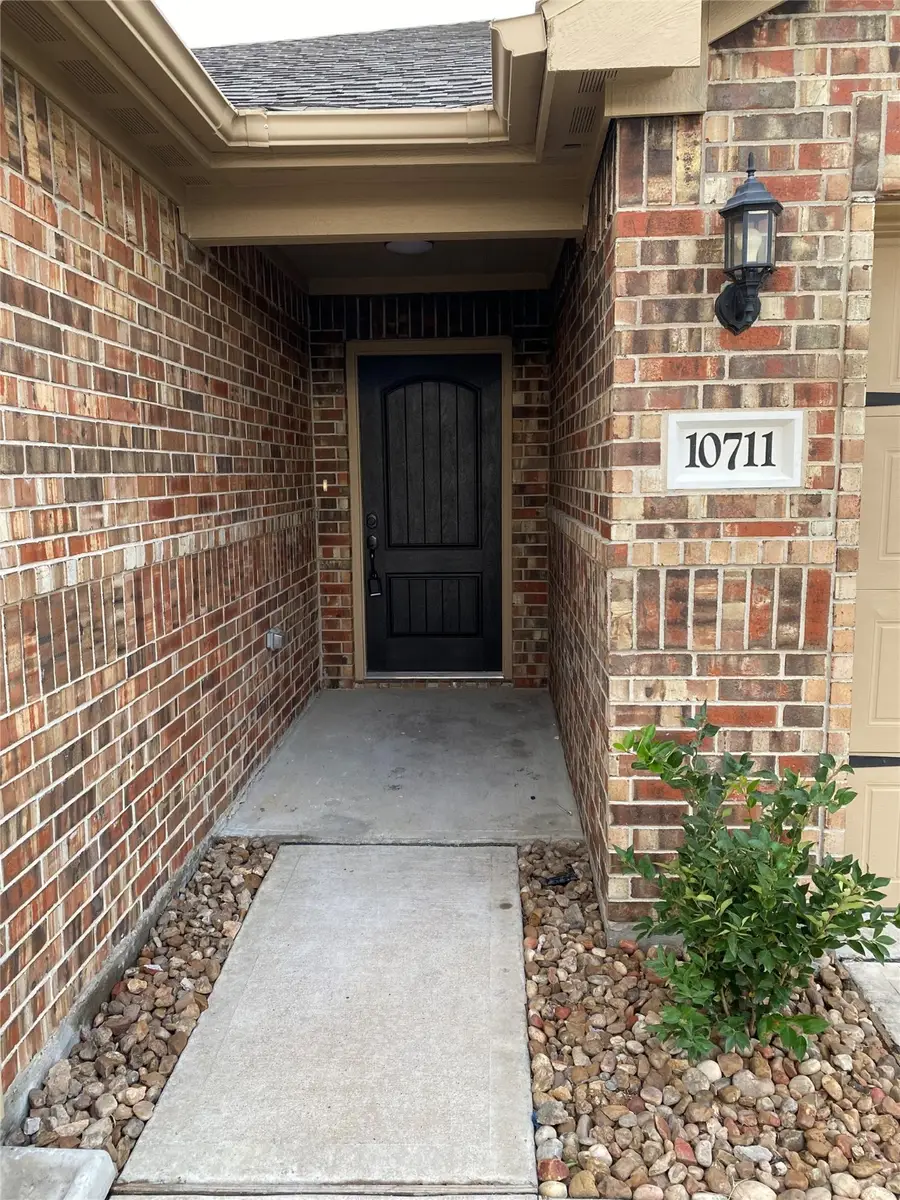 10711 Milo Court, Richmond, TX 77469 - Image #3