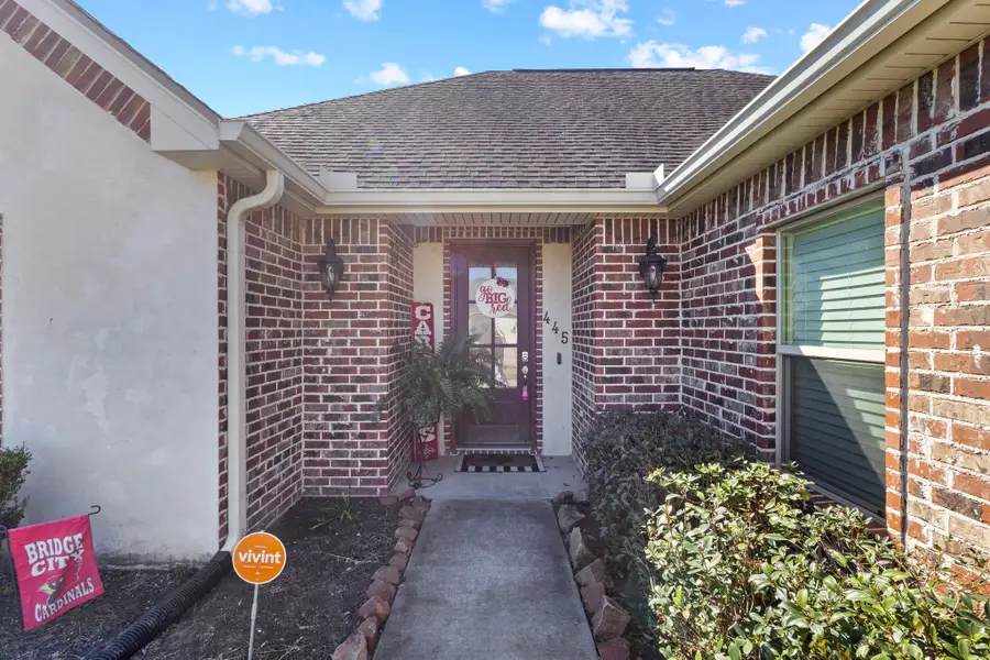 445 Bryant Blvd, Bridge City, TX 77611 - Image #3