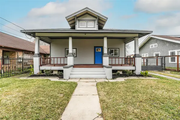 212 Clifton Street, Houston, TX 77011