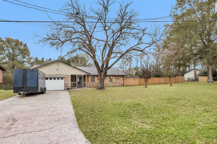 202 Twin Harbors Drive, Onalaska, TX 77360 - Image #3