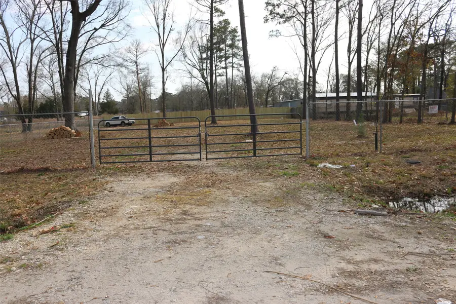 21820 Cherry St, New Caney, TX 77357 - #2