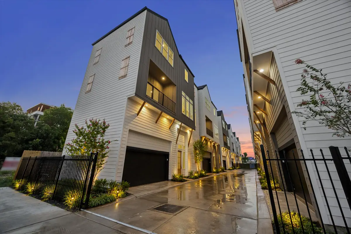 1181 W 19th Street, Houston, TX 77008 - #1