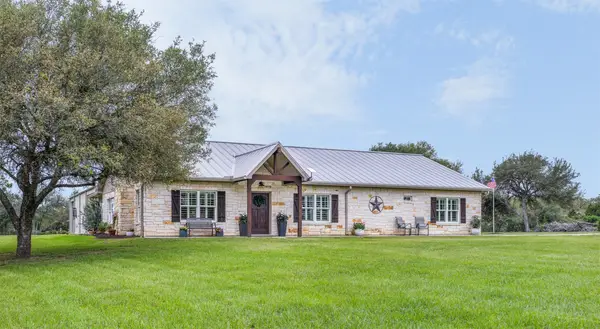 1134 Big Buck Road, Weimar, TX 78962