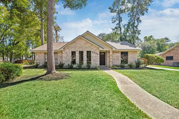 2222 Oak Shores Drive, Kingwood, TX 77339