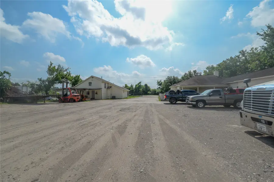 6309 E Houston Road, Houston, TX 77028 - Image #3