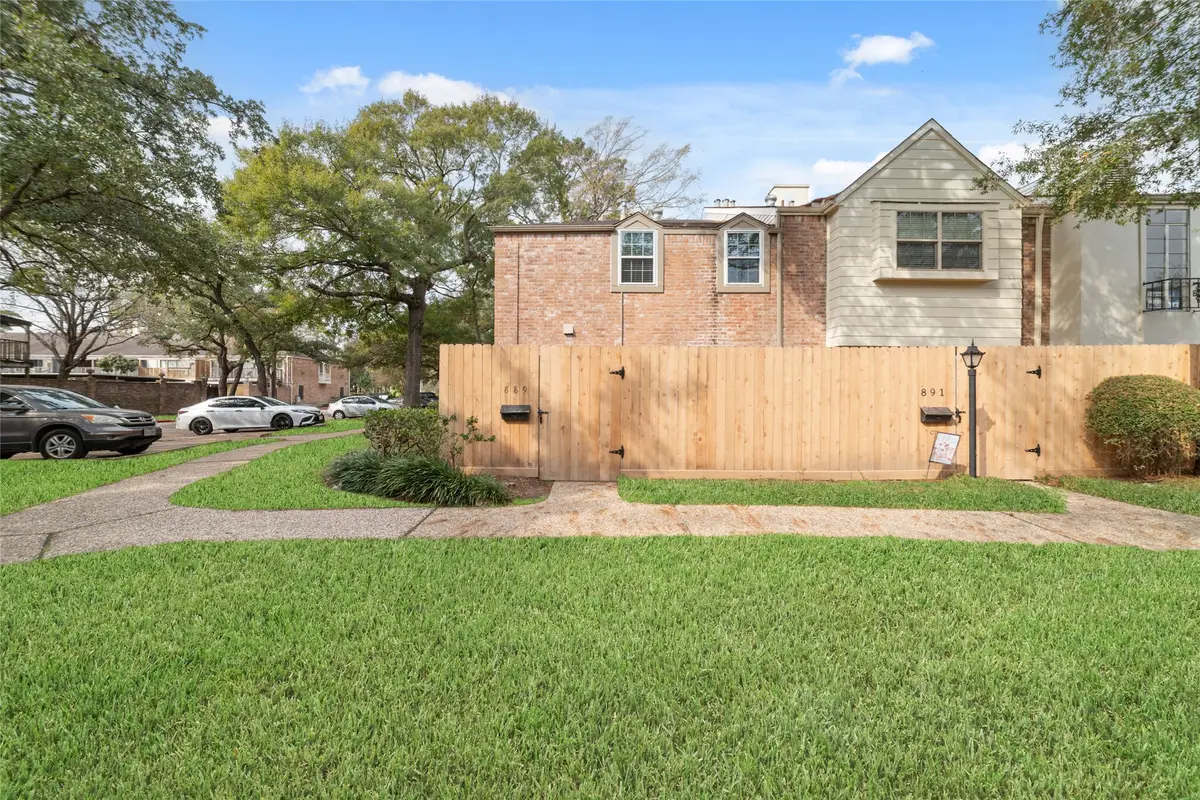 889 Wax Myrtle Lane, Houston, TX 77079 - #1