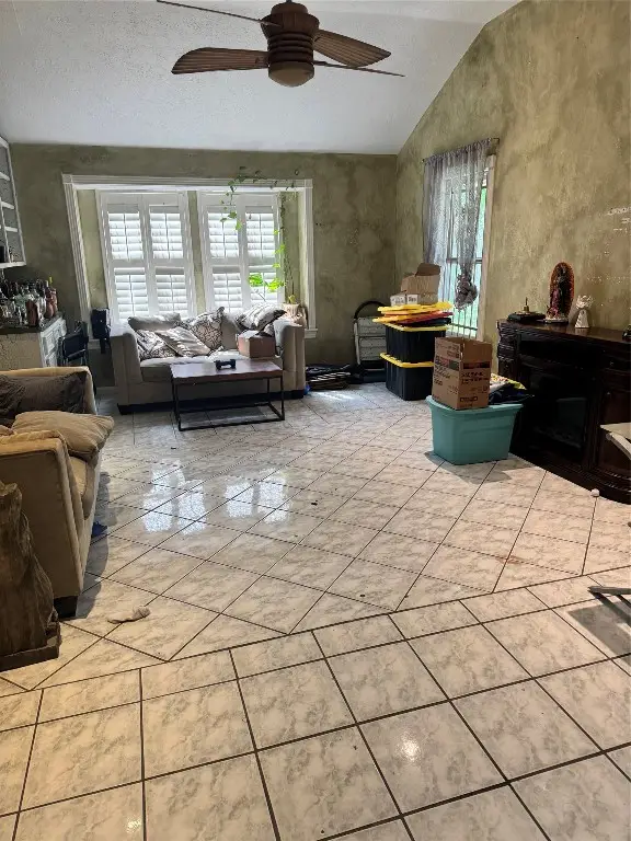 311 La Jolla Circle, Houston, TX 77060