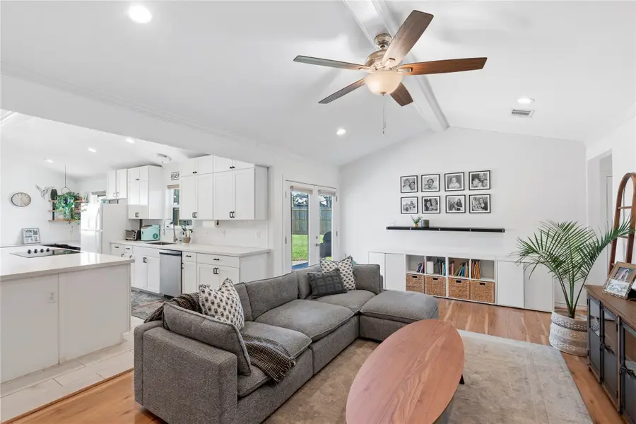 102 Enchanted Oaks Court, Spring, TX 77388 - #2