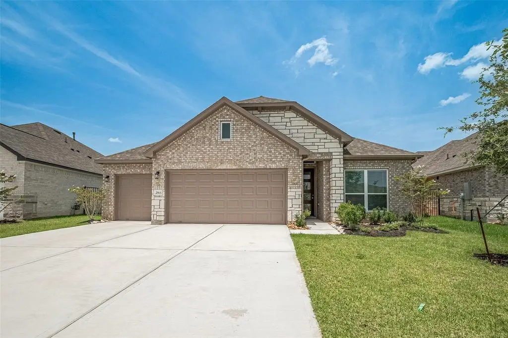 1051 Comal Trail, Dayton, TX 77535 - #1