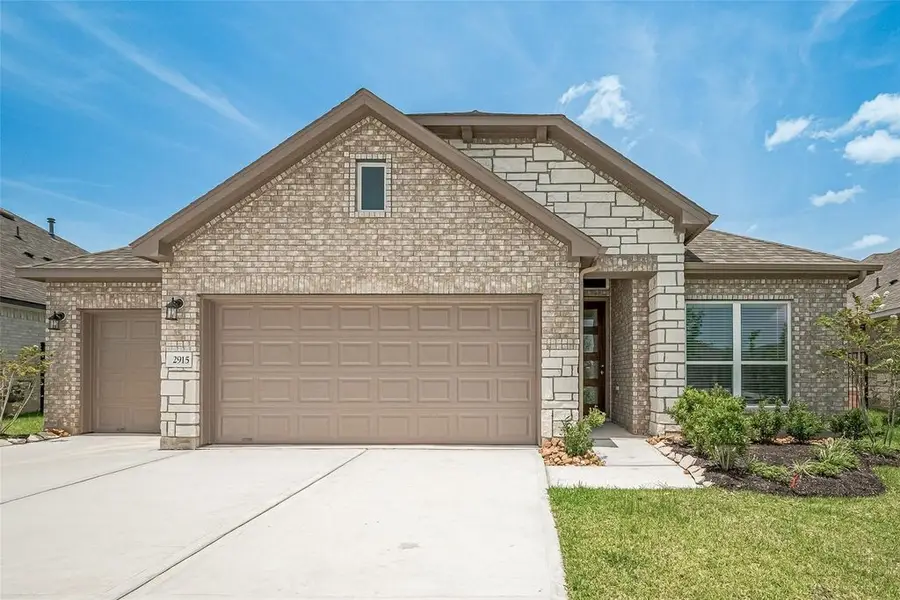 1051 Comal Trail, Dayton, TX 77535 - #3
