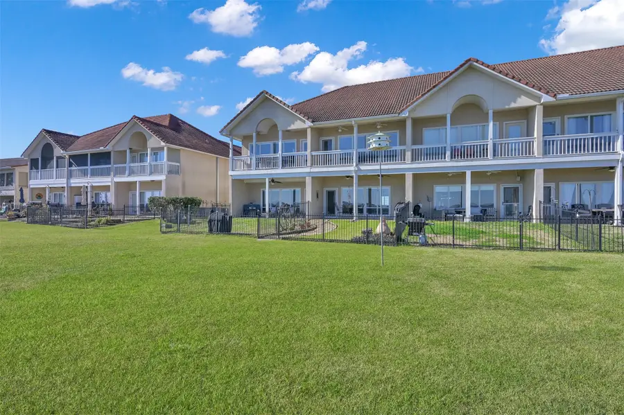 15 Regency Point, Conroe, TX 77356 - Image #2
