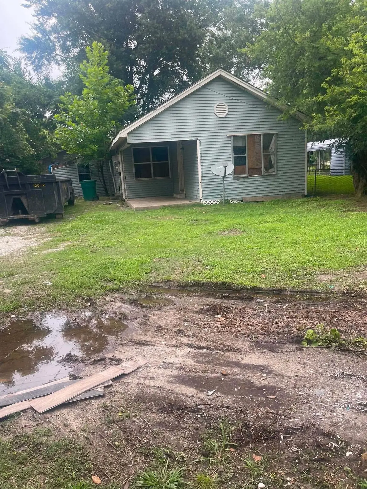 406 4th Street, Orange, TX 77630 - #1