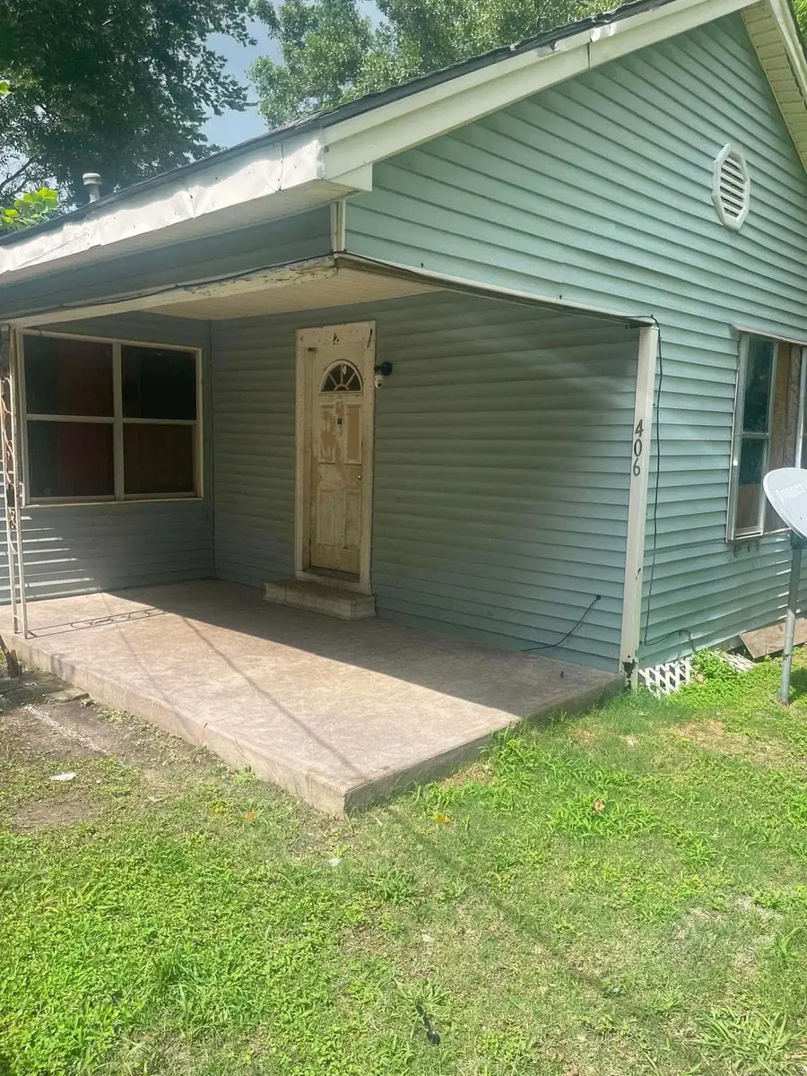 406 4th Street, Orange, TX 77630 - #3
