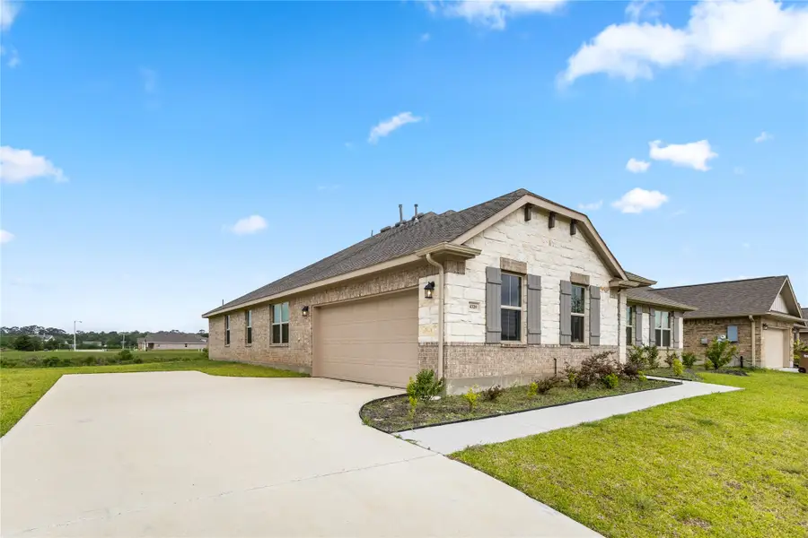 4320 Leslies Way, Dickinson, TX 77539 - Image #2