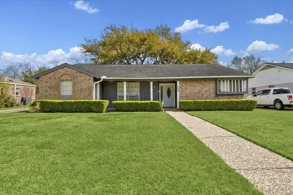 403 Blue Willow Drive, Houston, TX 77042