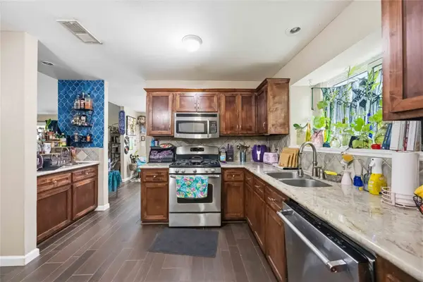 2118 Aberdeen Drive, League City, TX 77573