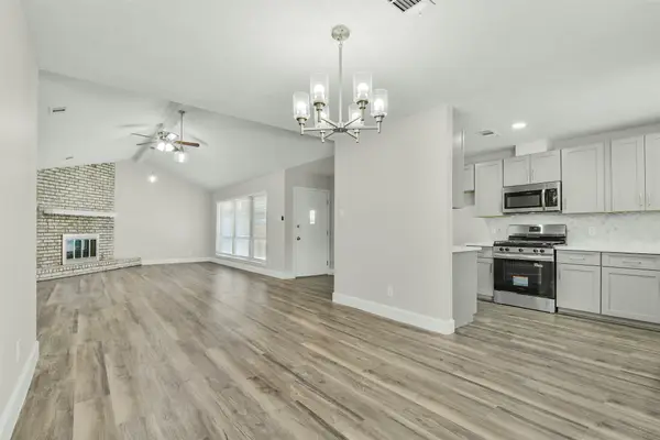 22 Cozumel Circle, Galveston, TX 77554
