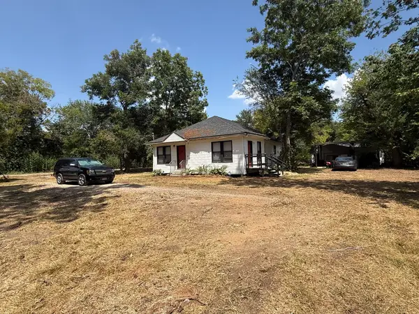 1505 Roy Road #CR105, Pearland, TX 77581